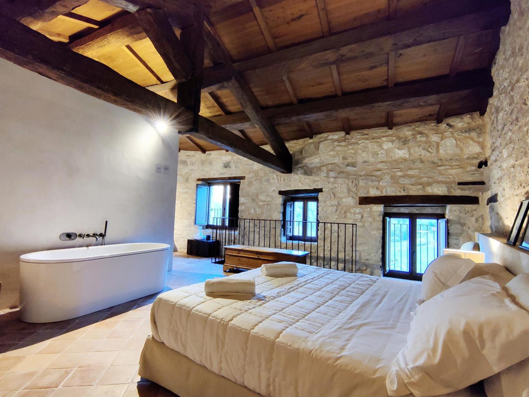 Castel Di Luco Hotell Acquasanta Terme Exteriör bild
